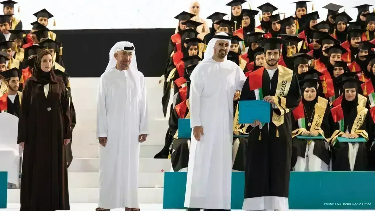 Graduation Ceremony Celebrates Achievements of 446 Students at ENS