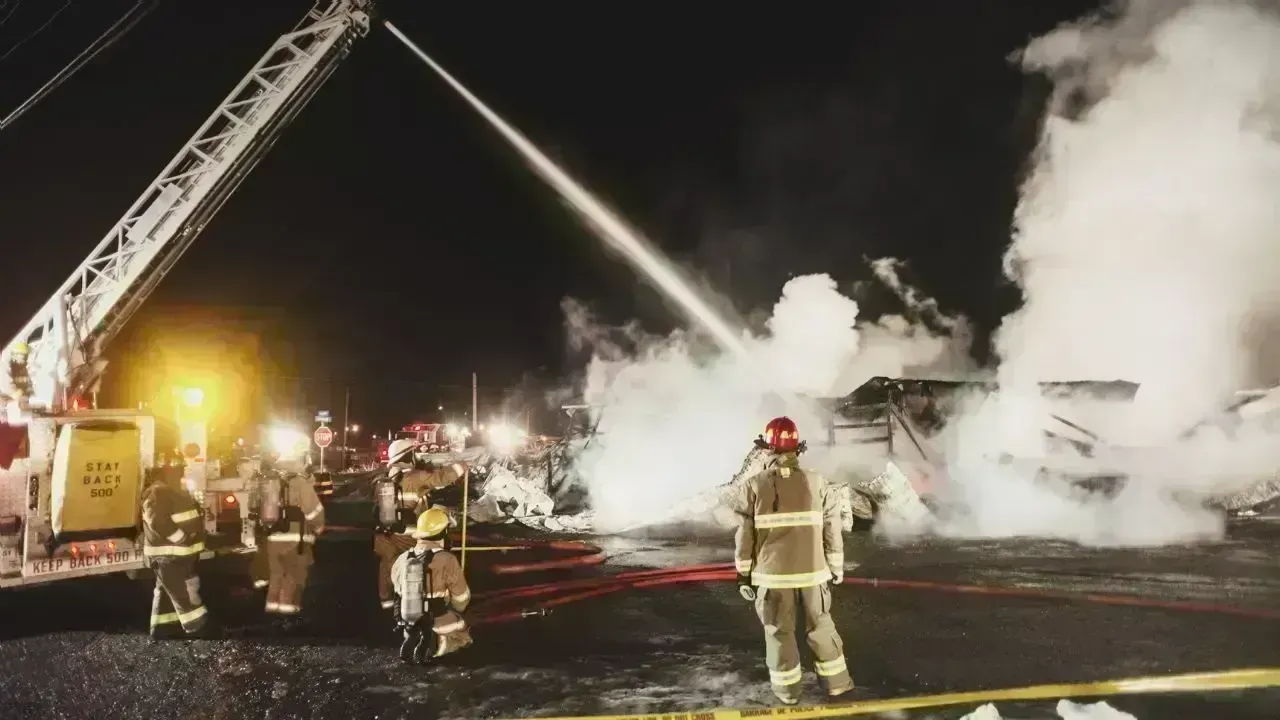 Massive Fire Breaks Out at Logistics Warehouse in Gimpo