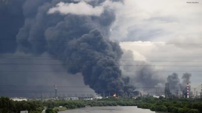 Ukraine Drones Hit Russian Oil Refineries, Fuel Crisis Deepens