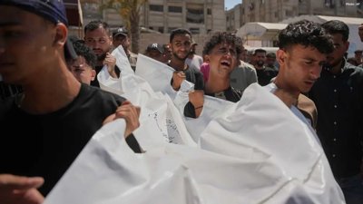 Israeli Strikes in Gaza Kill 8, Including Two Children, Health Officials Say