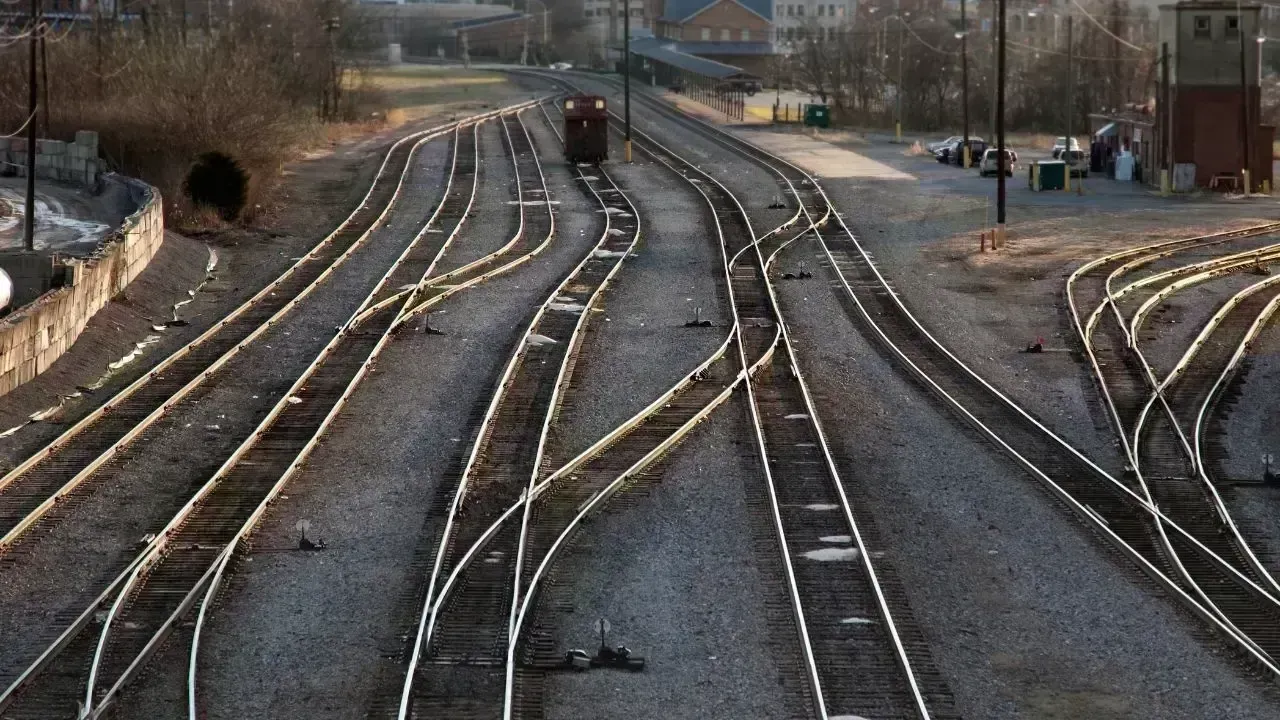 Improved Rail Links Will Propel Johor's Economy, Says Lee Wern Yiing