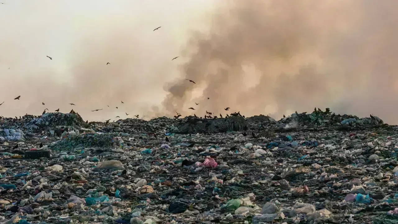 Jatiwaringin Landfill Blaze Escalates, Residents Evacuated