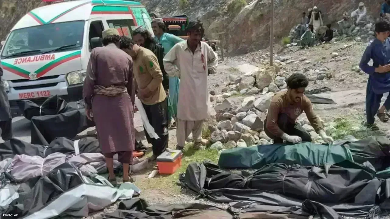 Tragic Bus Crash Claims 40 Lives in Balochistan, Pakistan