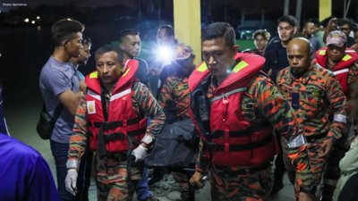 Tragic Capsizing of Fishing Boat in Malaysia Claims One Life