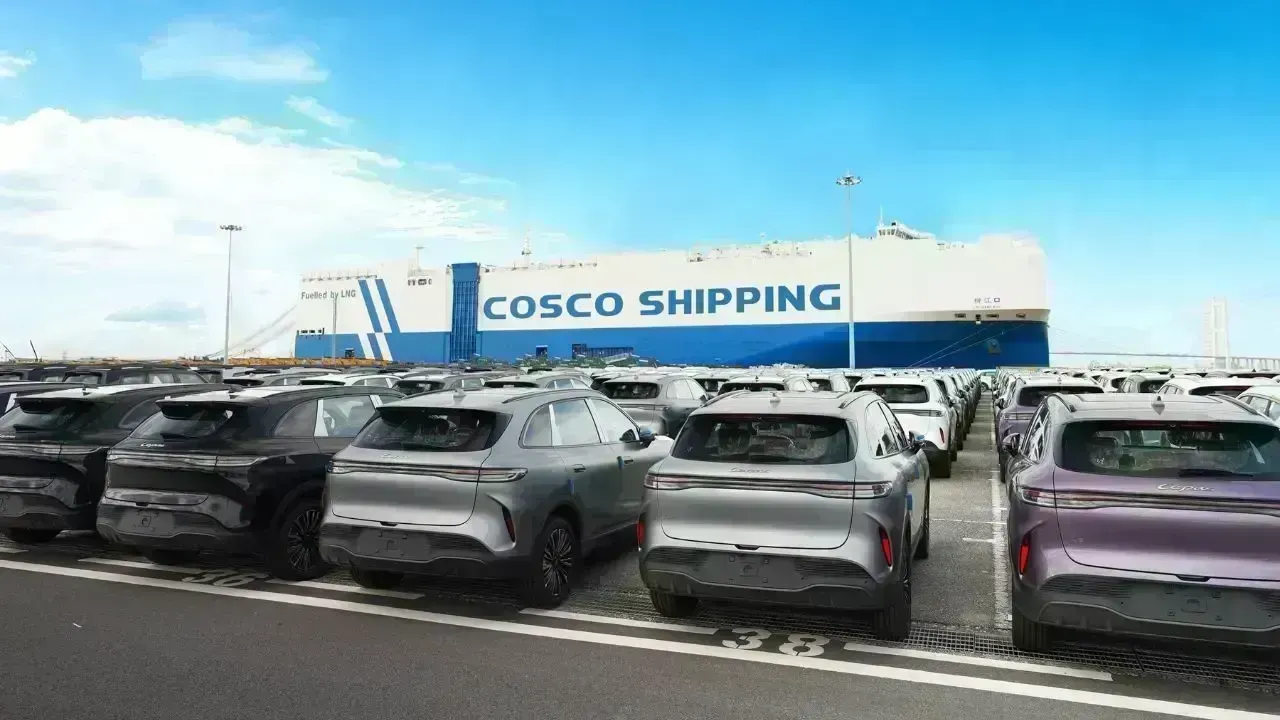 LEPAS Begins Distribution of L8 PHEV SUVs to UAE and Kuwait