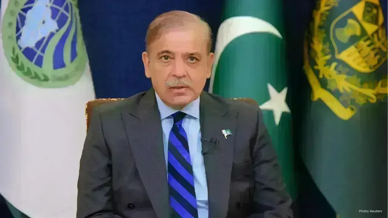 Shehbaz Sharif Holds Talks With Iran, Qatar to Support US-Iran Peace