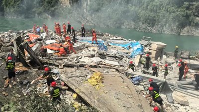 Landslide in Chongqing: 8 Rescued Amid Evacuations