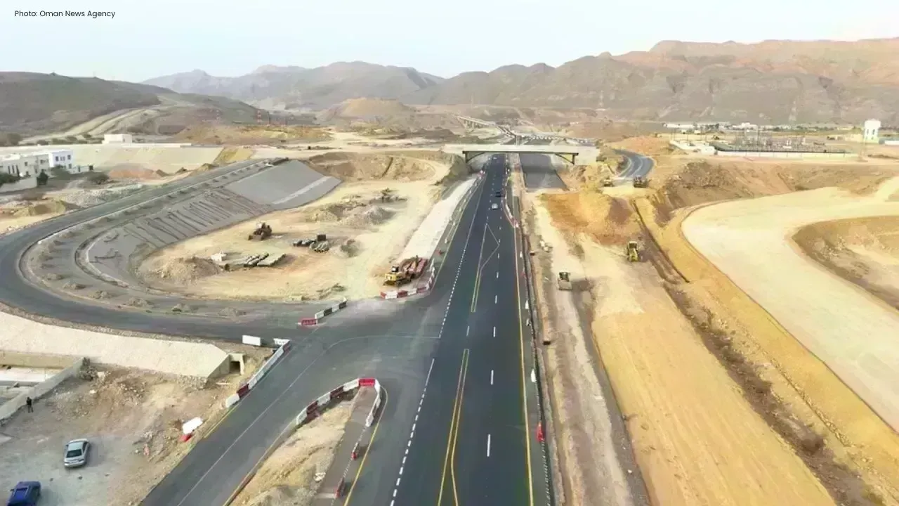 Oman Opens Al Mughsail Bridge to Traffic in First Project Phase