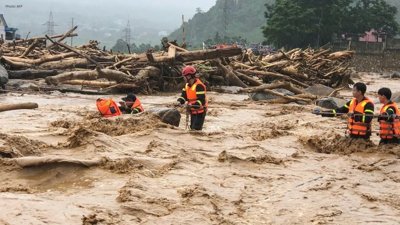 Severe Flash Flood in Northern Vietnam: 4 Dead, 4 Missing