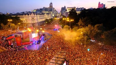 Spain Celebrate World Cup Glory After 1-0 Win Over Argentina