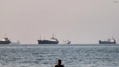 US Energy Secretary Says 8–9 Million Barrels Cross Hormuz Daily