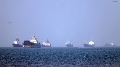 Iran Allows Iraqi Oil Tankers Through Hormuz