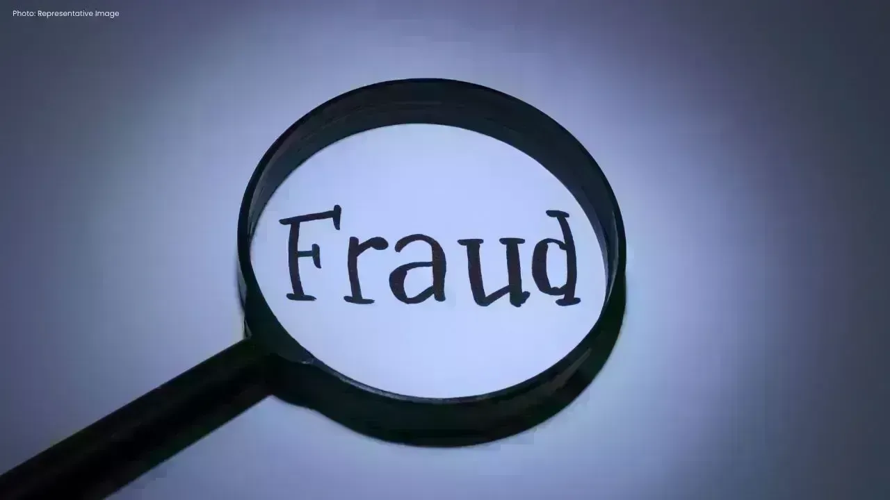 Kuwait Arrests Egyptian Guard, Kuwaiti Woman in Stamp Fraud Case
