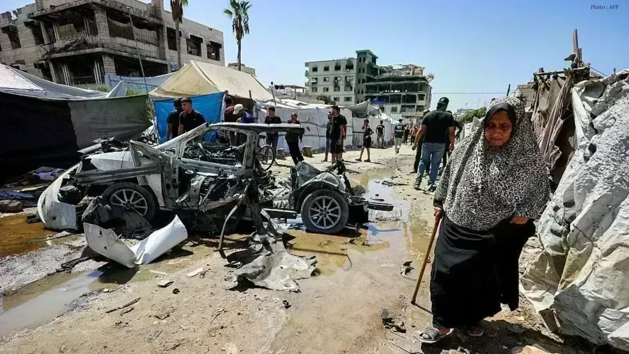 Gaza City Strike Claims Three Lives Amid Clash