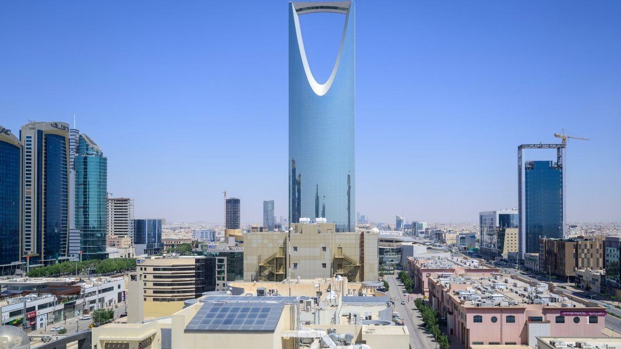Saudi Arabia Moves to Bring Outsourced Jobs Home