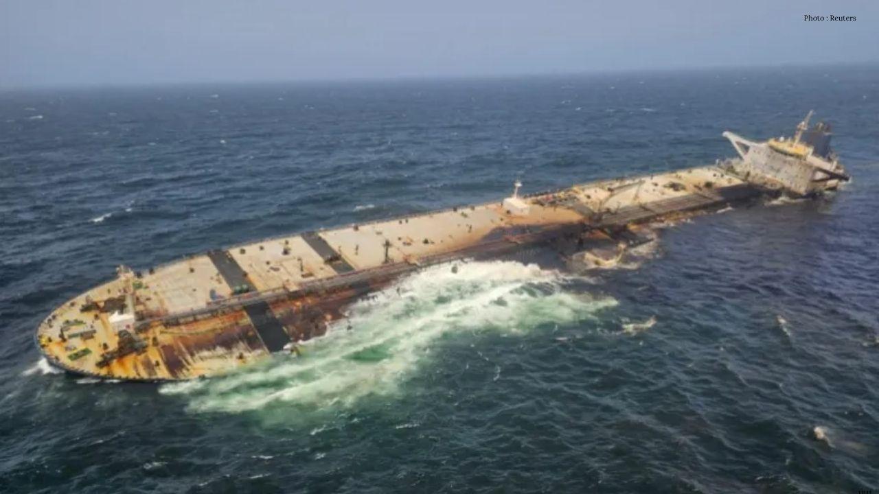 Hormuz Tanker Attacks Raise Gulf Spill Fears