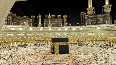 Heavy Rain and Thunderstorms Hit Mecca