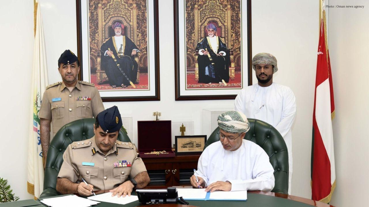 Oman Air Training Center, Dhofar University Sign MoU